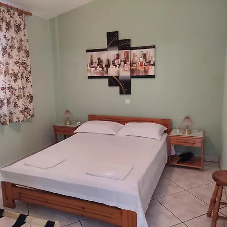 Melina 1 Apartment Kinira