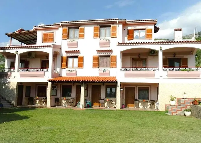 Apartment Melina 1 Kinira